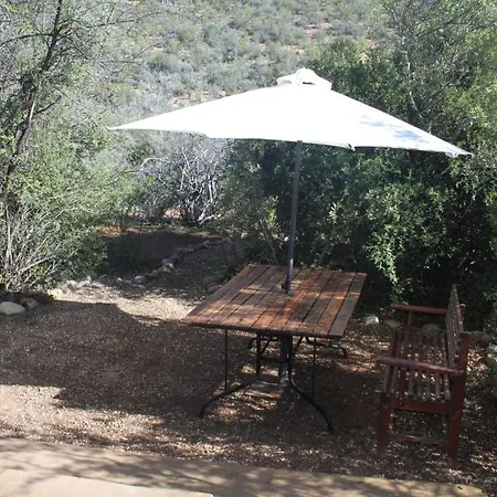 Zwartberg View Mountain Lodge Oudtshoorn Exterior photo