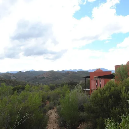 Zwartberg View Mountain Lodge Oudtshoorn Exterior photo