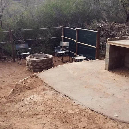 Zwartberg View Mountain Lodge Oudtshoorn Exterior photo
