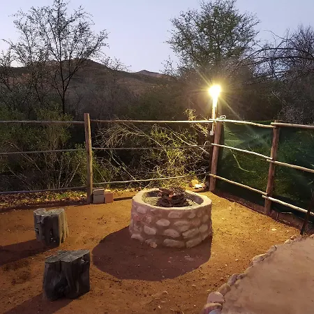 Zwartberg View Mountain Lodge Oudtshoorn Exterior photo