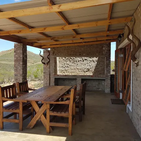 Zwartberg View Mountain Lodge Oudtshoorn Exterior photo